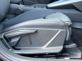 AUDI A3 35 Tfsi S Line 5Dr S Tronic [Comfort+Sound]