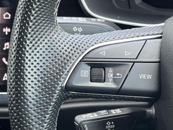 AUDI Q3 40 Tdi 200 Quattro Black Ed 5Dr S Tronic [C+S]
