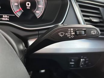 AUDI Q5 40 Tdi Quattro S Line 5Dr S Tronic