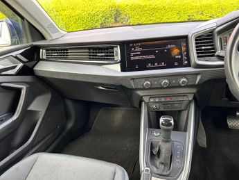 AUDI A1 30 Tfsi 110 S Line 5Dr S Tronic