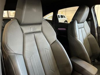 AUDI Q4 210Kw 45 82Kwh Black Edition 5Dr Auto