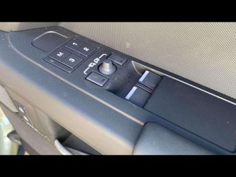LAND ROVER DEFENDER 3.0 D250 X-Dynamic Hse 90 3Dr Auto