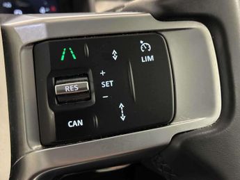 LAND ROVER DISCOVERY 3.0 D350 Dynamic Hse 5Dr Auto