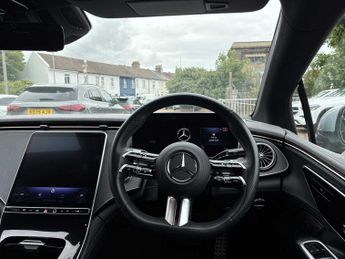 MERCEDES-BENZ EQE Eqe 350+ 215Kw Amg Line Edition 96Kwh 4Dr Auto
