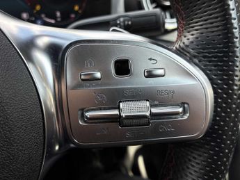 MERCEDES-BENZ CLA Cla 200 Amg Line Executive 4Dr Tip Auto