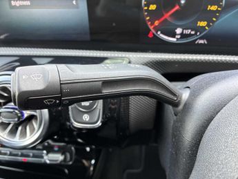 MERCEDES-BENZ CLA Cla 200 Amg Line Executive 4Dr Tip Auto