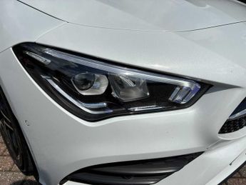 MERCEDES-BENZ CLA Cla 200 Amg Line Executive 4Dr Tip Auto