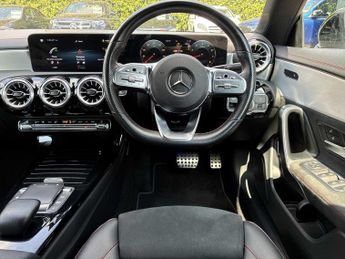 MERCEDES-BENZ CLA Cla 200 Amg Line Executive 4Dr Tip Auto