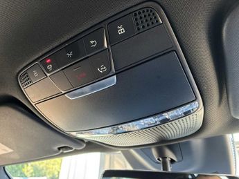 MERCEDES-BENZ EQC Eqc 400 300Kw Amg Line Edition 80Kwh 5Dr Auto