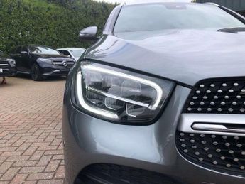 MERCEDES-BENZ GLC Glc 220D 4Matic Amg Line Premium 5Dr 9G-Tronic