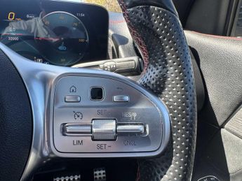 MERCEDES-BENZ EQB Eqb 350 4M 215Kw Amg Line Premium 66.5Kwh 5Dr Auto