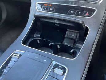 MERCEDES-BENZ E CLASS E220D 200 Amg Line Premium 4Dr 9G-Tronic