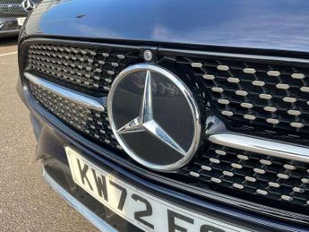 MERCEDES-BENZ E CLASS E220D 200 Amg Line Premium 4Dr 9G-Tronic
