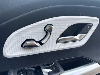 MERCEDES-BENZ CLA Cla 250+ 200Kw Eq Amg Line Prem Ed 85Kwh 4Dr Auto