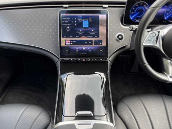MERCEDES-BENZ EQE Eqe 350+ 215Kw Sport Edition 96Kwh 4Dr Auto
