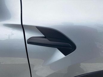 RENAULT CAPTUR 1.6 E-Tech Evolution Suv 5Dr Petrol Hybrid Auto Euro 6 (S/S) (14