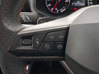SEAT ARONA 1.0 Tsi Fr Edition Suv 5Dr Petrol Dsg Euro 6 (S/S) (110 Ps)