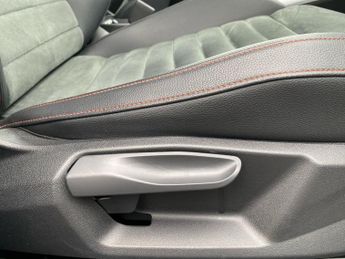 SEAT ARONA 1.0 Tsi Fr Edition Suv 5Dr Petrol Dsg Euro 6 (S/S) (110 Ps)