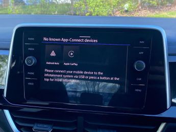 VOLKSWAGEN T-ROC 1.5 Tsi R-Line 5Dr Dsg