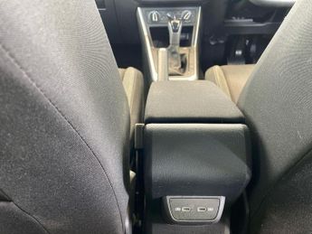VOLKSWAGEN POLO 1.0 Tsi Life 5Dr Dsg