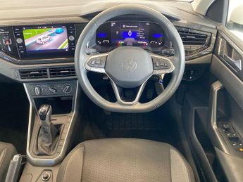 VOLKSWAGEN POLO 1.0 Tsi Life 5Dr Dsg