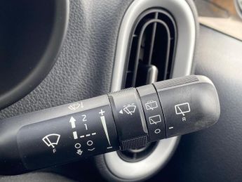 KIA PICANTO 1.0 X-Line S 5Dr Auto