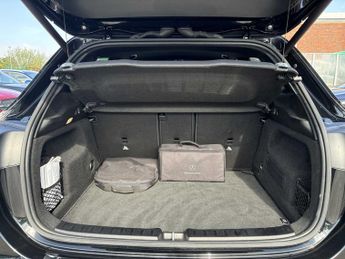 MERCEDES-BENZ GLA Gla 250E Exclusive Edition 5Dr Auto