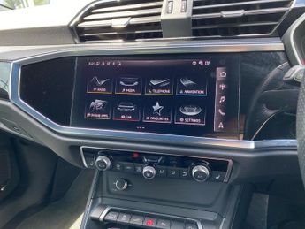 AUDI Q3 45 Tfsi E Black Edition 5Dr S Tronic [C+S Pack]