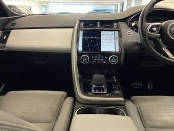 JAGUAR E-PACE 1.5 P300E R-Dynamic Hse 5Dr Auto