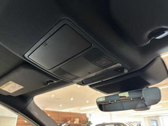 JAGUAR E-PACE 1.5 P300E R-Dynamic Hse 5Dr Auto