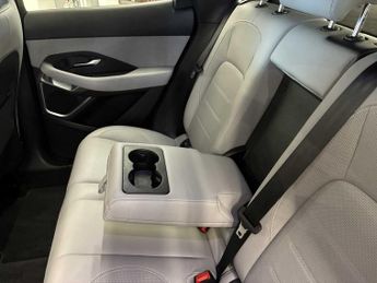 JAGUAR E-PACE 1.5 P300E R-Dynamic Hse 5Dr Auto