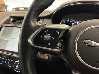 JAGUAR E-PACE 1.5 P300E R-Dynamic Hse 5Dr Auto