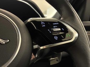 JAGUAR F-PACE 2.0 P400E R-Dynamic Hse Black 5Dr Auto Awd