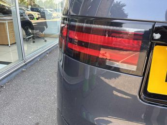 LAND ROVER DISCOVERY 3.0 D350 S 5Dr Auto