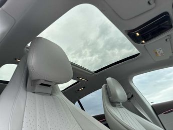 MERCEDES-BENZ EQS Eqs 450+ 265Kw Amg Line Premium+ 108Kwh 4Dr Auto