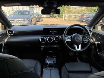 MERCEDES-BENZ A CLASS A200 Sport Executive 5Dr Auto