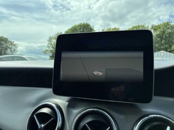 MERCEDES-BENZ CLA Cla 220D Amg Line 4Dr Tip Auto
