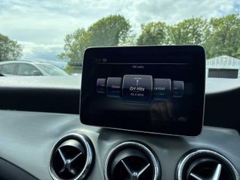 MERCEDES-BENZ CLA Cla 220D Amg Line 4Dr Tip Auto