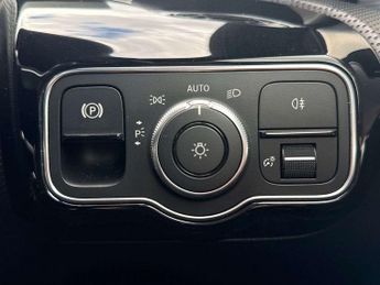 MERCEDES-BENZ A CLASS A180 Amg Line Executive 5Dr Auto