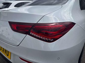 MERCEDES-BENZ CLA Cla 200 Amg Line Executive 4Dr Tip Auto