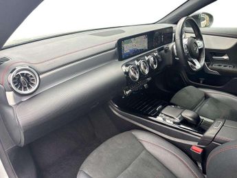 MERCEDES-BENZ CLA Cla 200 Amg Line Executive 4Dr Tip Auto
