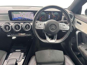MERCEDES-BENZ CLA Cla 200 Amg Line Executive 4Dr Tip Auto