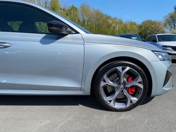 SKODA OCTAVIA 2.0 Tsi Vrs Hatchback 5Dr Petrol Dsg Euro 6 (S/S) (265 Ps)