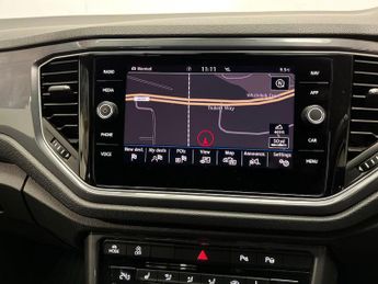 VOLKSWAGEN T-ROC 1.5 Tsi Gpf Evo R-Line Suv 5Dr Petrol Dsg Euro 6 (S/S) (150 Ps)