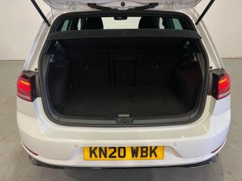 VOLKSWAGEN GOLF 2.0 Tdi R-Line Edition Hatchback 5Dr Diesel Dsg Euro 6 (S/S) (15