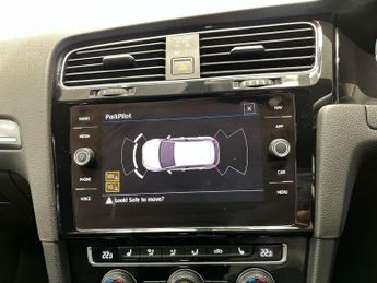 VOLKSWAGEN GOLF 2.0 Tdi R-Line Edition Hatchback 5Dr Diesel Dsg Euro 6 (S/S) (15