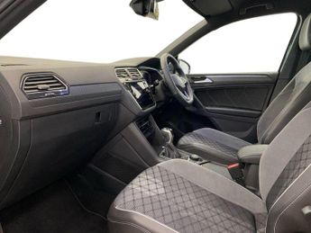 VOLKSWAGEN TIGUAN 2.0 Tsi R-Line Suv 5Dr Petrol Dsg 4Motion Euro 6 (S/S) (190 Ps)