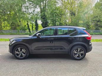 VOLVO XC40 2.0 B3P Plus Dark 5Dr Auto