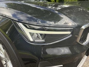 VOLVO XC40 2.0 B3P Core 5Dr Auto