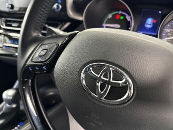 TOYOTA C-HR 1.8 Vvt-H Icon Suv 5Dr Petrol Hybrid Cvt Euro 6 (S/S) (122 Ps)
